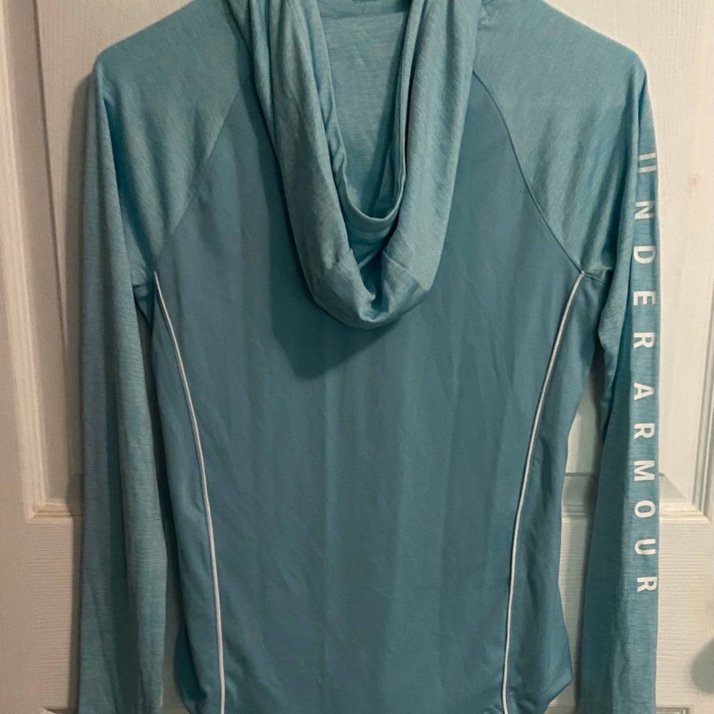 Light weight pull over XS - Picture 2 of 3